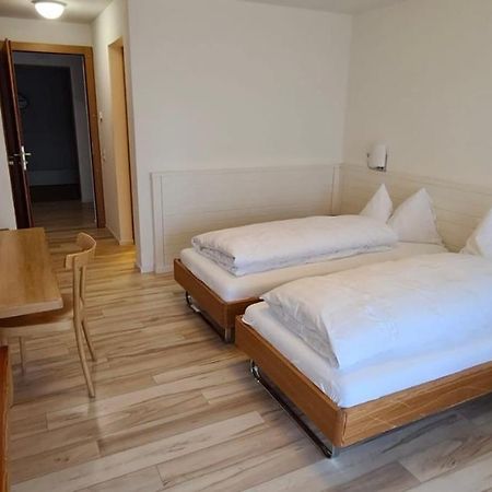 Hotel Breiti Bachenbulach ภายนอก รูปภาพ