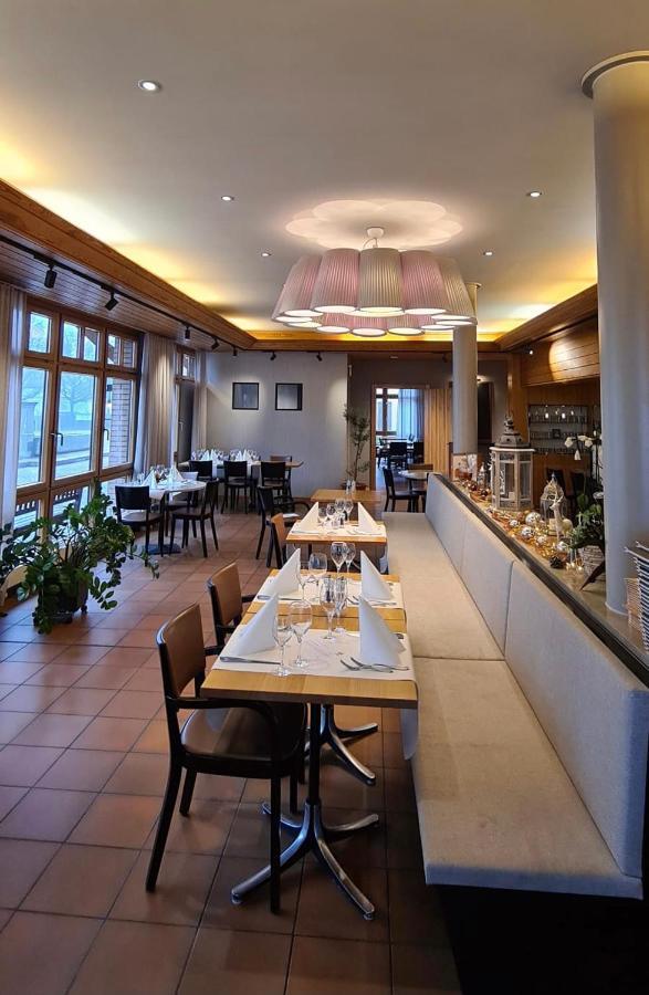 Hotel Breiti Bachenbulach ภายนอก รูปภาพ