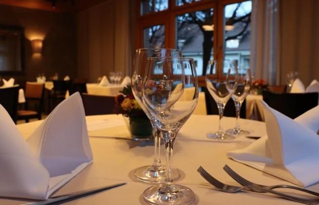 Hotel Breiti Bachenbulach ภายนอก รูปภาพ
