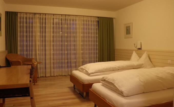 Hotel Breiti Bachenbulach ภายนอก รูปภาพ